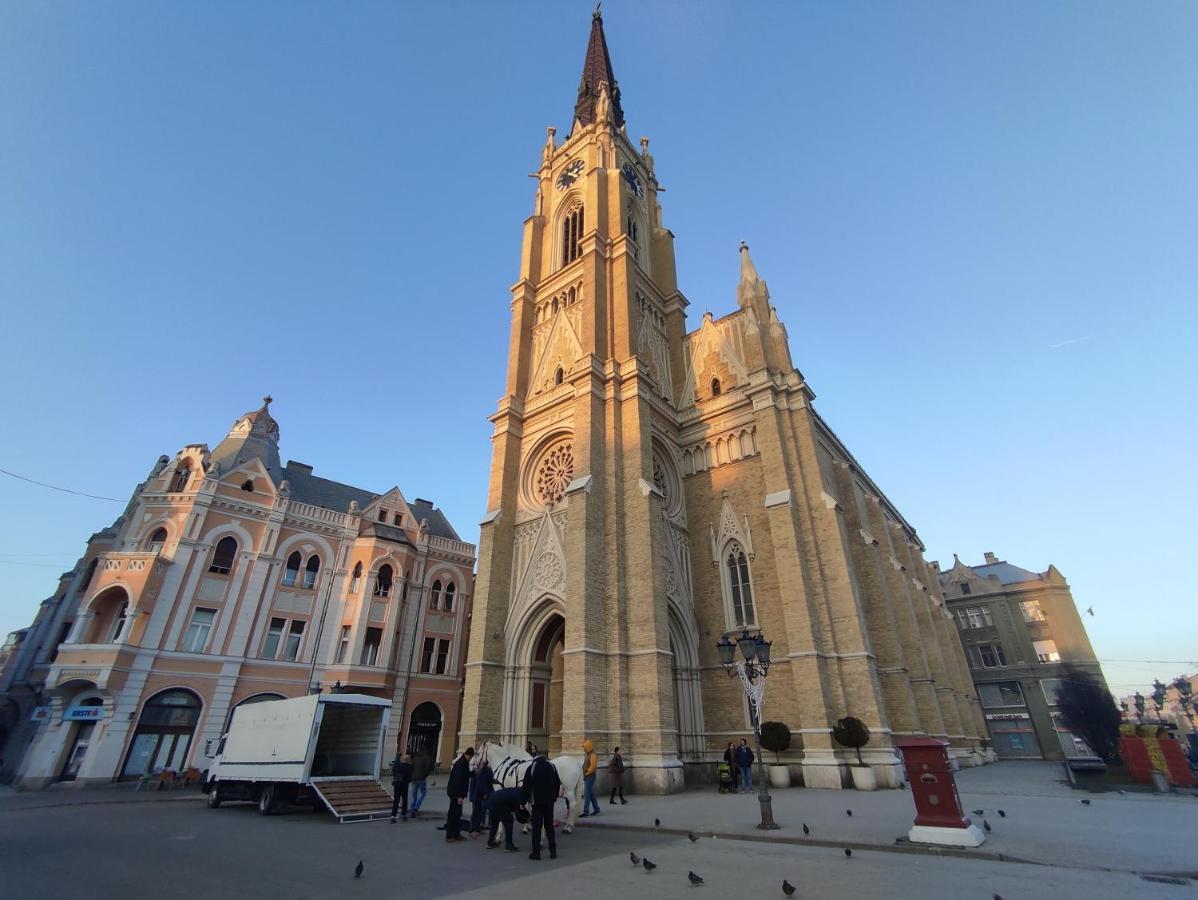 Appartamento Woody Novi Sad Esterno foto