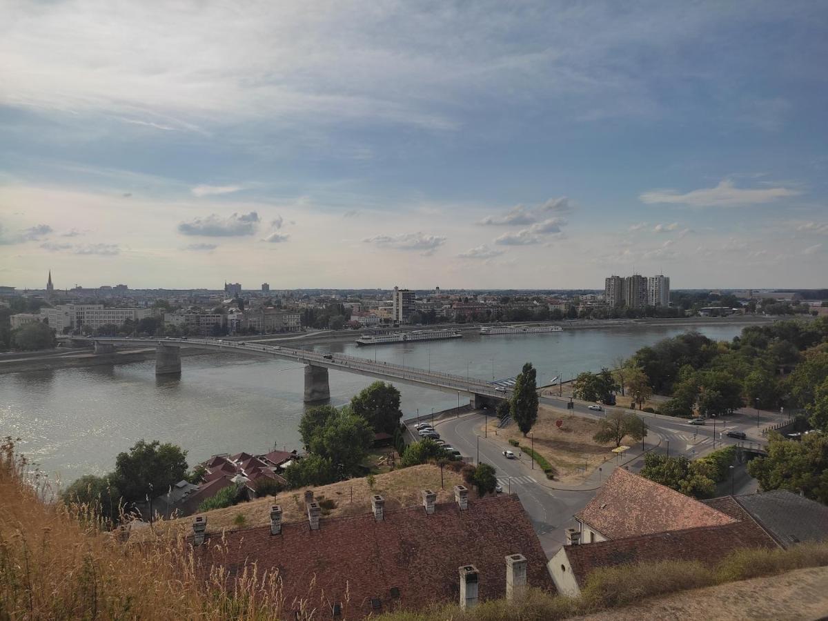 Appartamento Woody Novi Sad Esterno foto